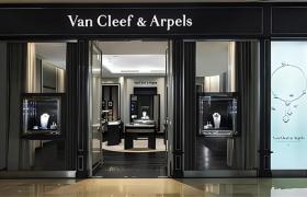 梵克雅宝手表表盘有划痕解决办法详解